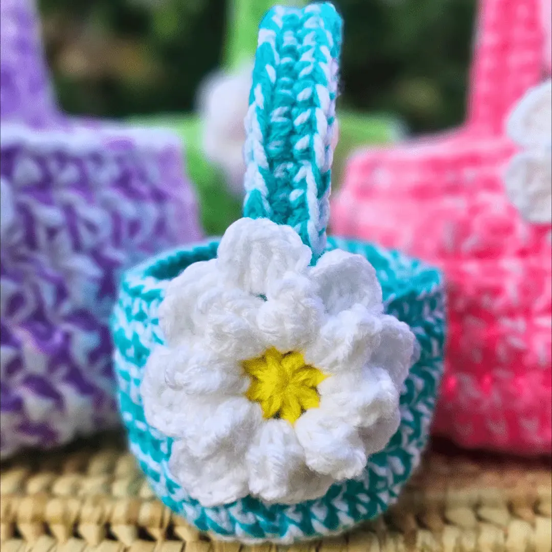 Easy Crochet Easter Baskets