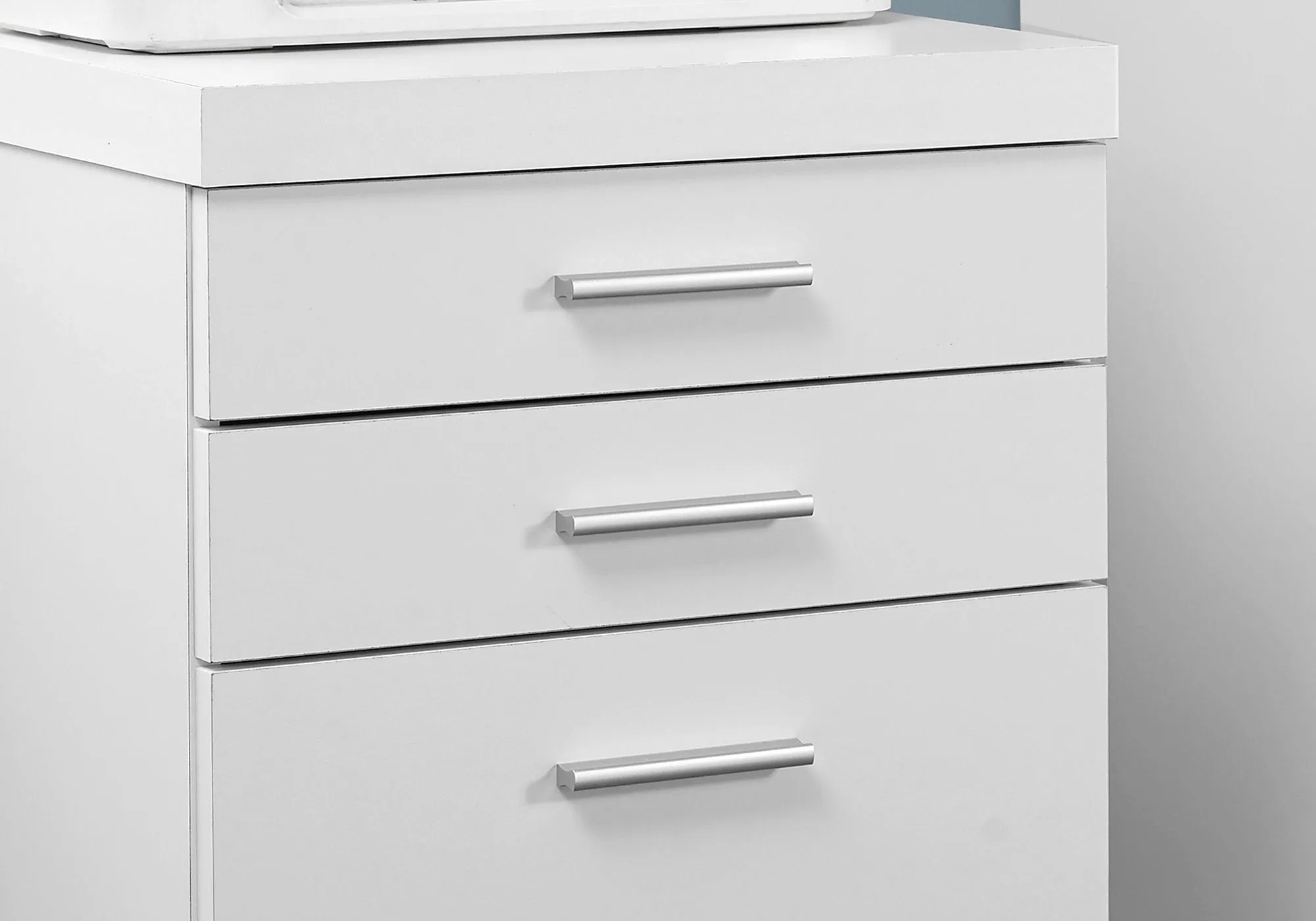 Filing Cabinet - 3 Drawer / White On Castors