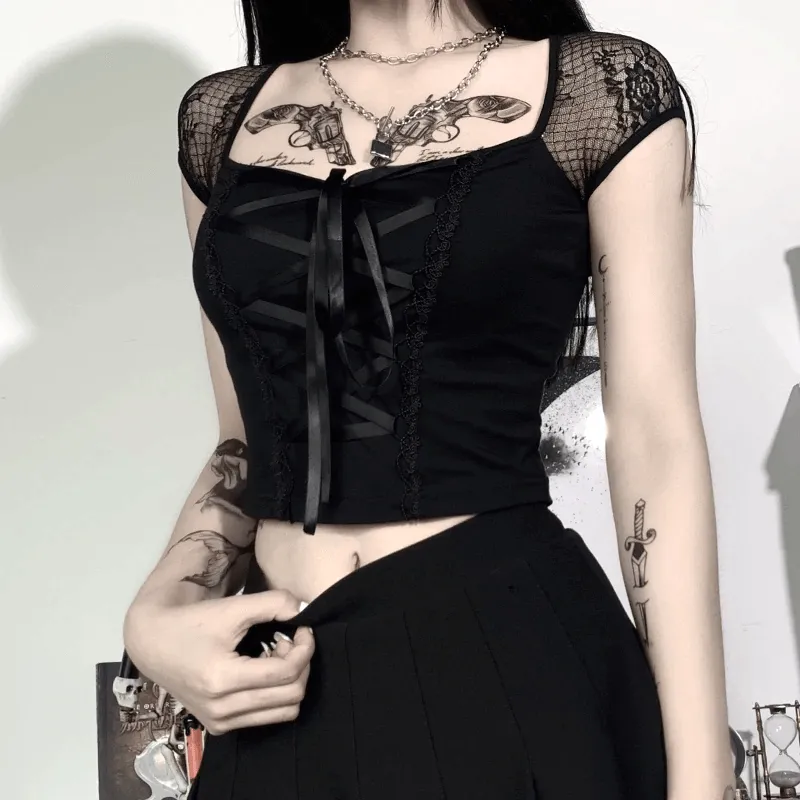 Gothic Rock Short Sleeve Corset Top with Lace and Ribbon Details: A Must-Have for Goth Fashionistas